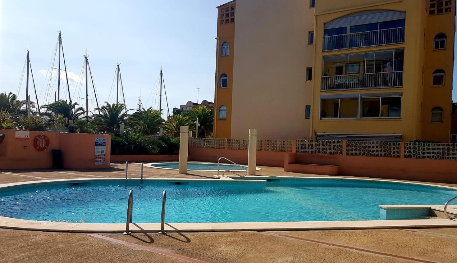 Ferienwohnung T2 Sur Le Port Avec Parking Gruissan Exterior foto